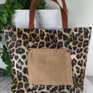 sac cabas imprimé léopard avec anses en cuir camel