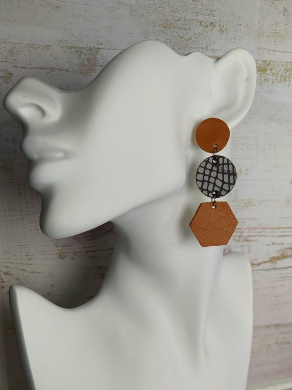 boucles d'oreilles en cuir camel et marron texturé serpent