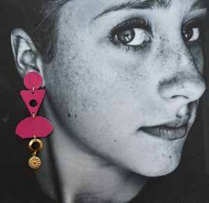 boucles d'oreilles asymétriques