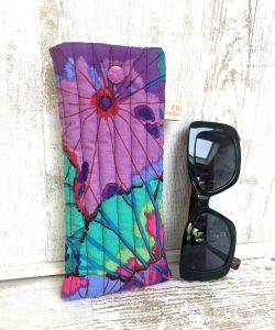 étui à lunettes matelassé