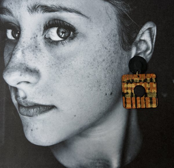 boucles cuir peintes à la main