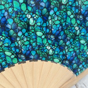 éventail en tissu de créateur