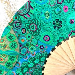 éventail en tissu de créateur