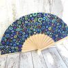 éventail en tissu de créateur