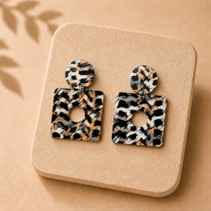 boucles d'oreilles en papier