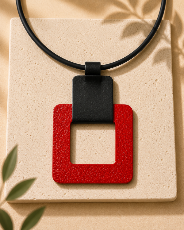 Collier contemporain