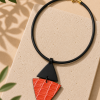 Collier contemporain