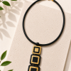 Collier contemporain