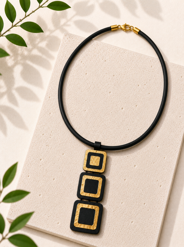 Collier contemporain