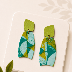 boucles d'oreilles en papier